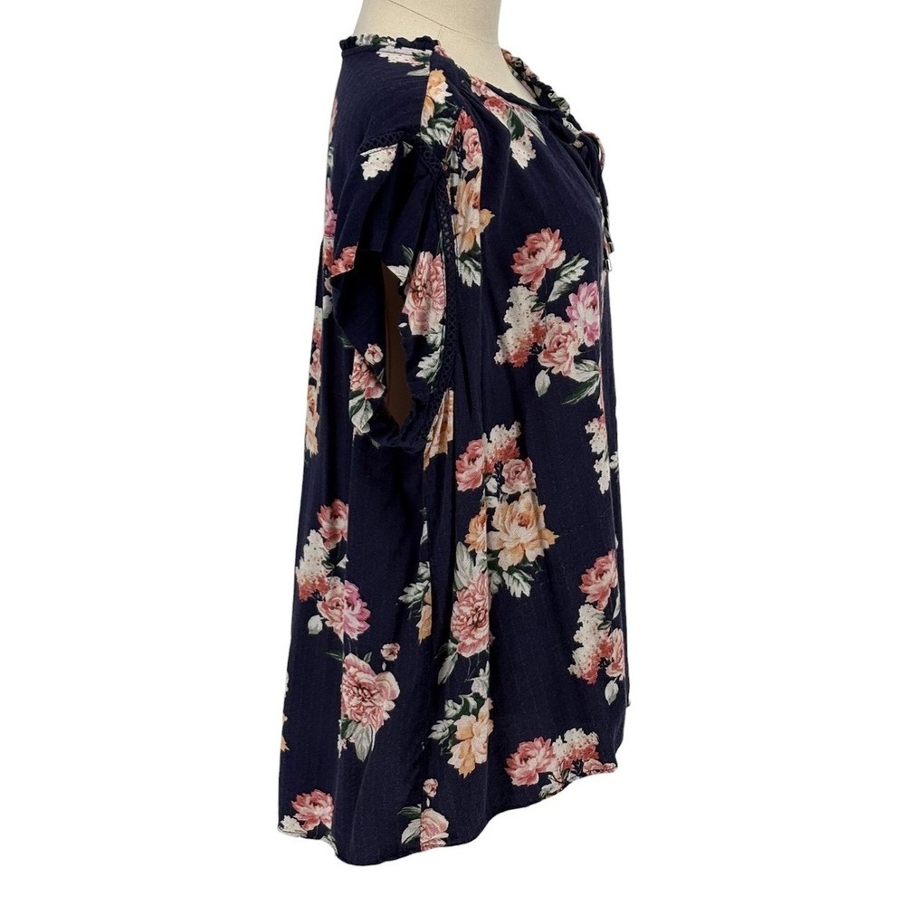 Buffalo David Bitton Blouse Navy Floral Flutter Sleeve Boho Top XXL - Picture 3 of 6